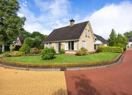 Vrijstaande woning te koop: Meidoornstraat 17, Grootegast Grootegast