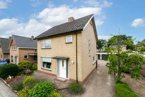 Detached house for sale: Meineszstraat 5, Midden Heerenveen