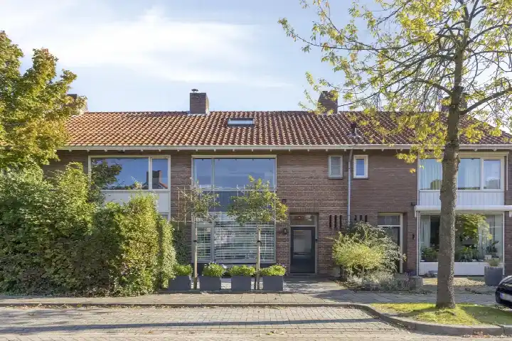 Tussenwoning te koop: Meloenstraat 20, Hees Nijmegen