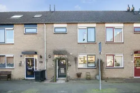 Terraced house for sale: Merantistraat 48, Oud IJsselmonde Rotterdam