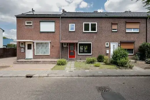 Terraced house for sale: Mercuriusstraat 39, Geleen-Centrum Geleen
