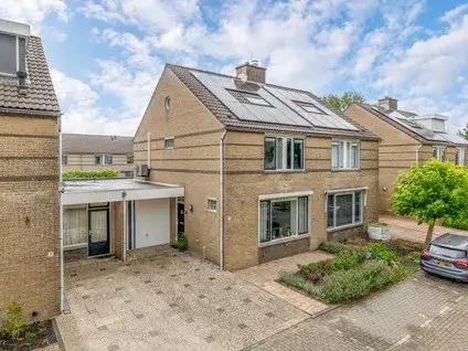 Terraced house for sale: Mercuriusweg 30, Zuid Waddinxveen