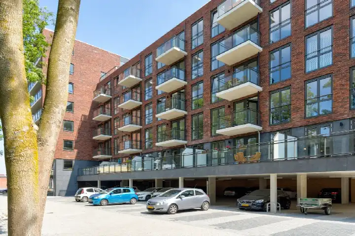 Appartement te huur: Mercuriusweg 83, Mythologiebuurt Delft