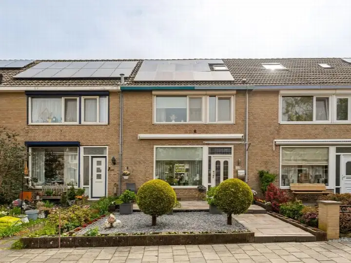 Terraced house for sale: Merelstraat 9, Vogelbuurt-Zuid Sliedrecht