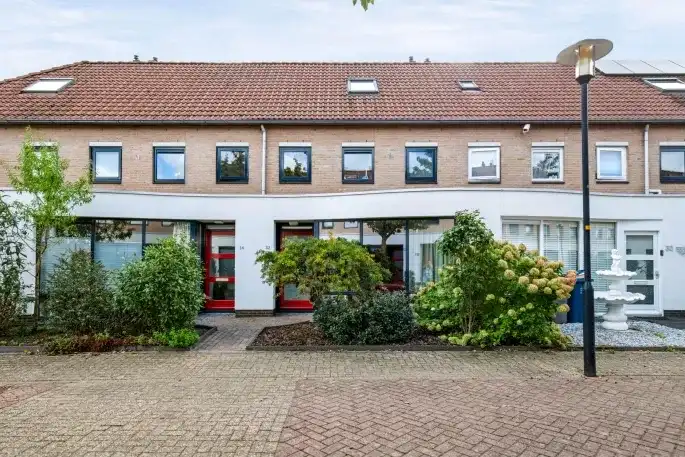 Terraced house for sale: Mergelland 32, Woudhuis Apeldoorn