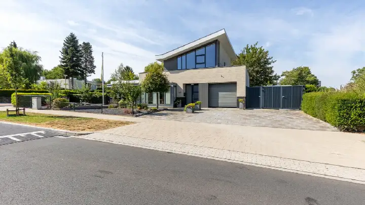 Vrijstaande woning te koop: Merkelbeekerstraat 43A, De Kling Brunssum