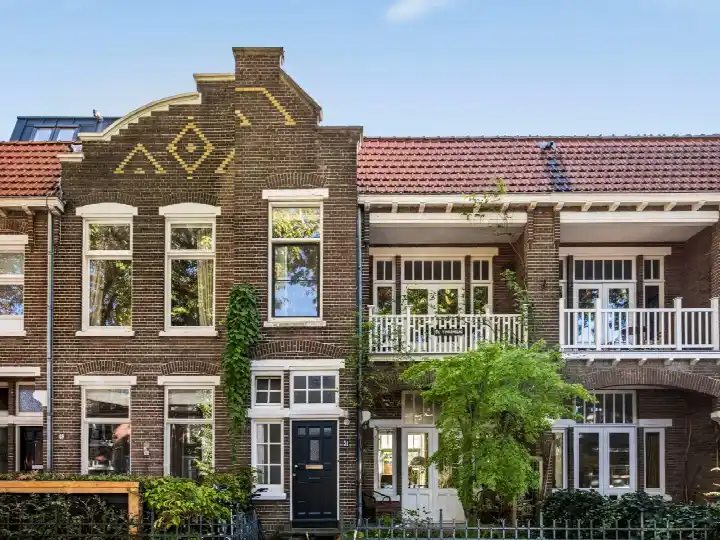 Tussenwoning te koop: Mesdagstraat 51, Altrade Nijmegen