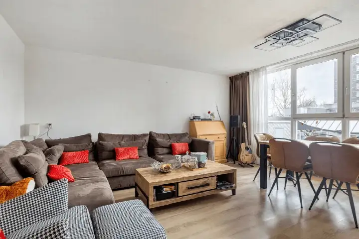 Appartement te koop: Messiaenplantsoen 102, Muziekwijk Z.-West Almere