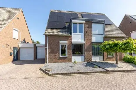Tussenwoning te koop: Mgr.Boijmansstraat 43, Waubacherveld Eygelshoven