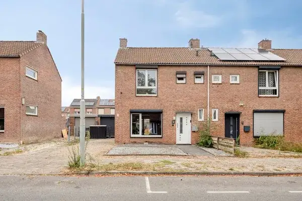 Hoekwoning te koop: Mgr. Hanssenlaan 38, Nieuw Lotbroek-Noord Hoensbroek