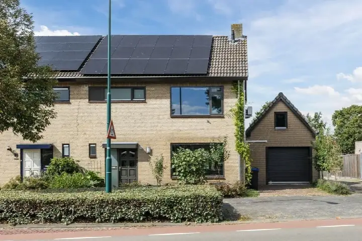 Hoekwoning te koop: Mgr. Nolenslaan 96, Centrum Dongen