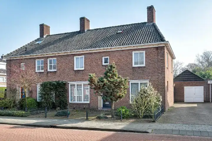 Semi-detached for sale: Mgr. Zwijsenstraat 7, De Beemd 3 Schijndel