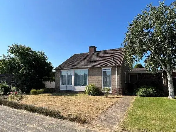 Twee-onder-één-kap te koop: Mgr. Hanssenstraat 7, Broekhuizenvorst Broekhuizenvorst