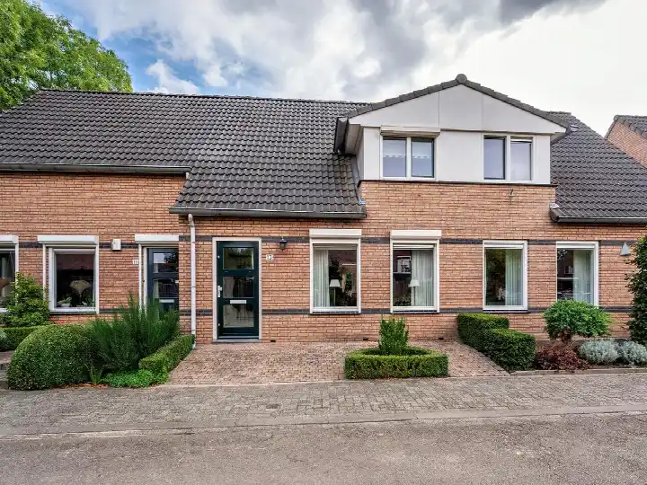 Tussenwoning te koop: Michaëlstraat 13, Kern 't Ven Venlo