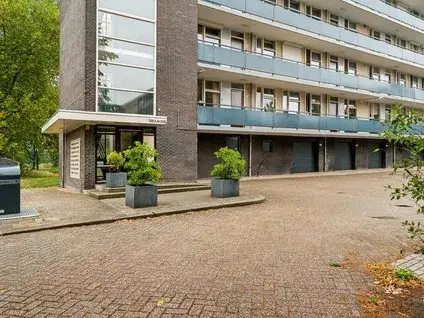 Apartment for sale: Middachtensingel 198, Over het Lange Water Arnhem