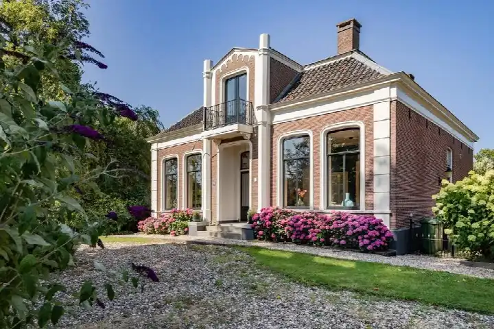 Vrijstaande woning te koop: Middelie 76, Middelie Middelie