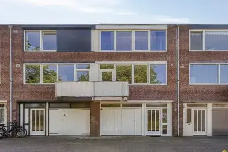 Tussenwoning te koop: Middelijk 30, Molenveld Horst