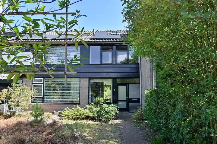 Terraced house for sale: Middelwaarde 4, Zevenend Laren
