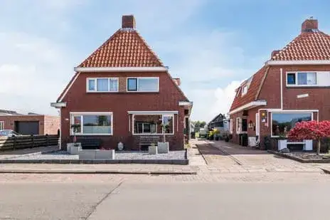 Twee-onder-één-kap te koop: Middenweg 129, Veendam-Middenweg en omgeving Veendam