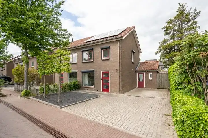 Hoekwoning te koop: Mildijk 71, Vuren Vuren