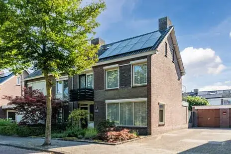 Twee-onder-één-kap te koop: Min. Aalbersestraat 34, Kerkakkers Valkenswaard