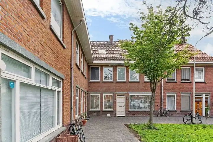 Tussenwoning te koop: Minckelersstraat 68, Noordpolderbuurt 'S-Gravenhage