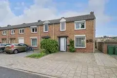 Corner house for sale: Minister Aalbersestraat 39, Heugemerveld Maastricht