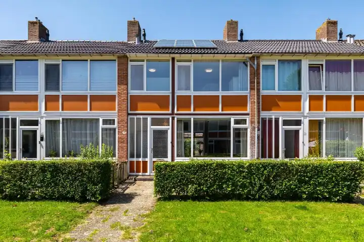 Terraced house for sale: Mispellaan 27, Selwerd Groningen