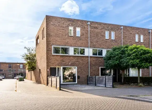 Hoekwoning te koop: Moeraszegge 11, Kroeten Breda