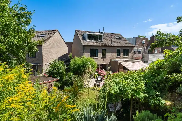 Terraced house for sale: Moerbeigaarde 24, Gaardenbuurt Zoetermeer
