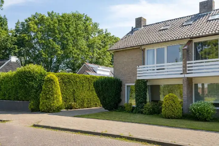 Hoekwoning te koop: Moergestelseweg 9, omg. Bunders Oisterwijk