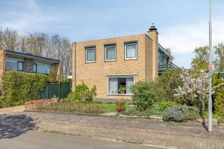 Vrijstaande woning te koop: Moersbergenlaan 30, Elsweide Arnhem