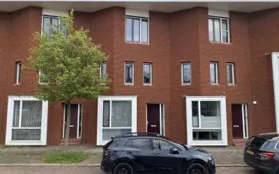 Tussenwoning te huur: Molenbeekstraat 5, Dichterswijk Utrecht