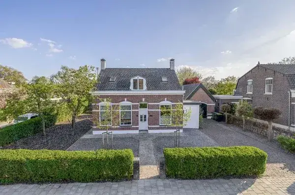 Vrijstaande woning te koop: Molendijk 74, Goudswaard Woonkern Goudswaard