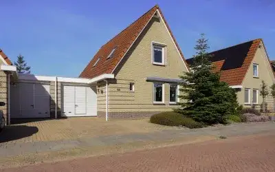Twee-onder-één-kap te koop: Molenhoek 50, Kollum Kollum