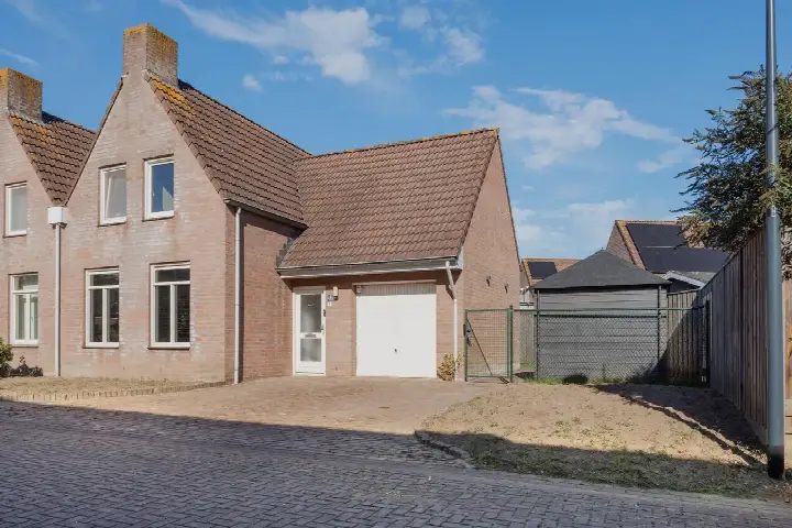 Semi-detached for sale: Molenhoek 9, Wanssum Wanssum