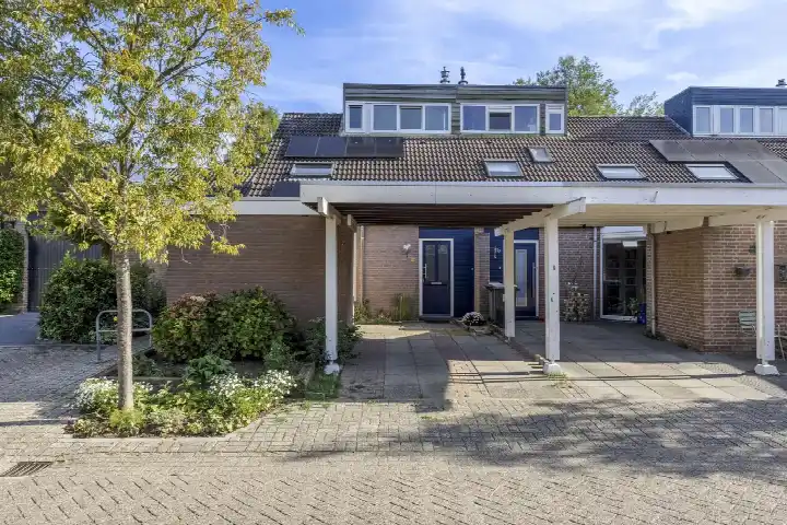 Corner house for sale: Molensteen 14, Zilverkamp 1e fase Huissen