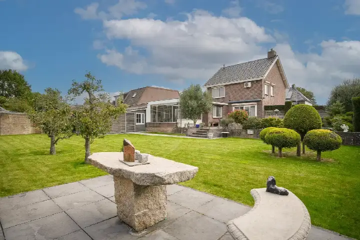 Twee-onder-één-kap te koop: Molenstraat 11A, Kern Boven-Leeuwen Boven-Leeuwen