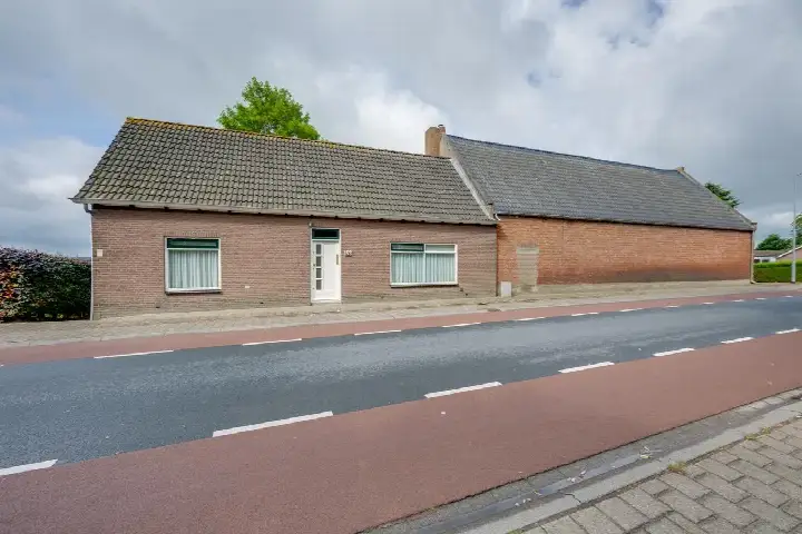 Vrijstaande woning te koop: Molenstraat 153, Nieuwemolen met Driehoek Fijnaart