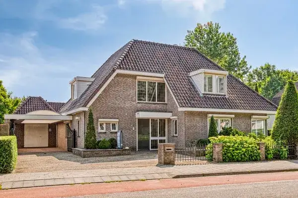 Vrijstaande woning te koop: Molenstraat 20, Molenhoek Rosmalen