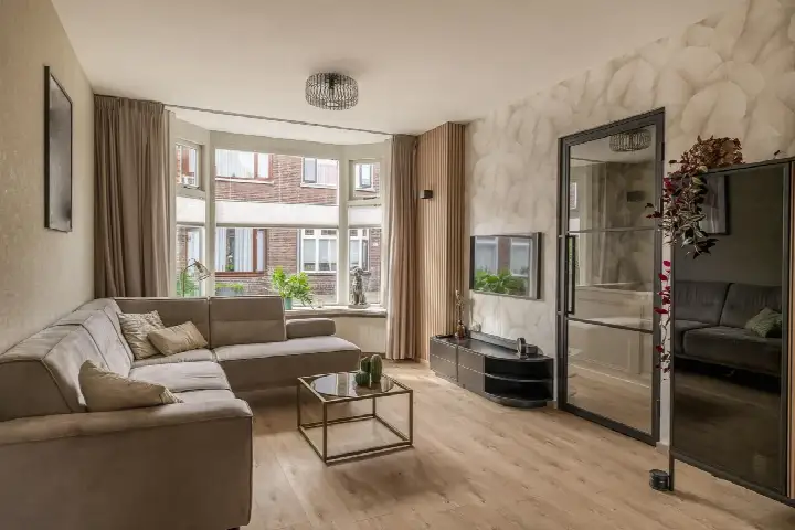 Hoekwoning te koop: Molenstraat 30, Dorp-Oost Zoetermeer