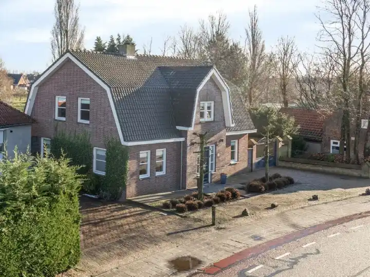 Vrijstaande woning te koop: Molenstraat 53, Terheijden noordwest Terheijden
