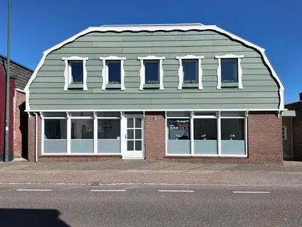 Twee-onder-één-kap te koop: Molenstraat 68, Fijnaart Fijnaart