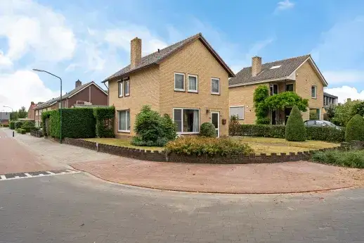 Vrijstaande woning te koop: Molenstraat 9, Lith Lith
