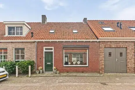 Terraced house for sale: Molenweg 10, Westkapelle Westkapelle