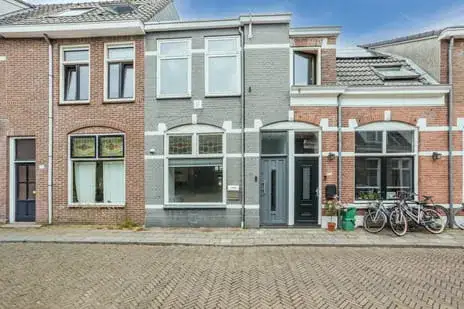 Terraced house for sale: Molenweg 143, Oud-Assendorp Zwolle