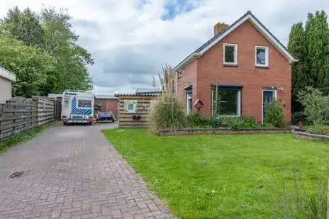 Vrijstaande woning te koop: Molenweg 3, Surhuisterveen Surhuisterveen