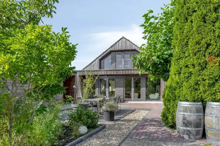 Vrijstaande woning te koop: Molenweg 45, Niebert Niebert