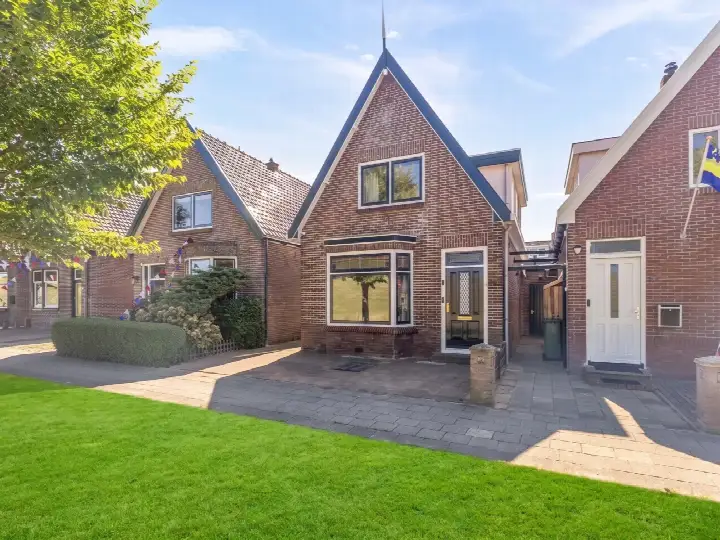 Vrijstaande woning te koop: Molgerdijk 79, Den Oever (woonkern) Den Oever