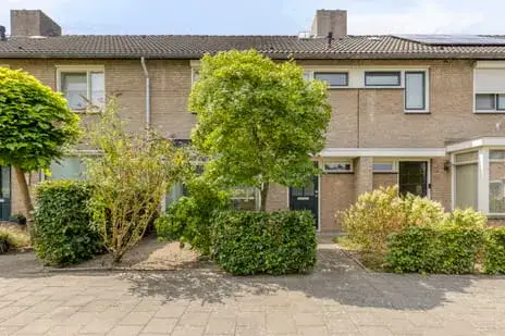 Terraced house for sale: Monarchstraat 49, 't Hofke Eindhoven